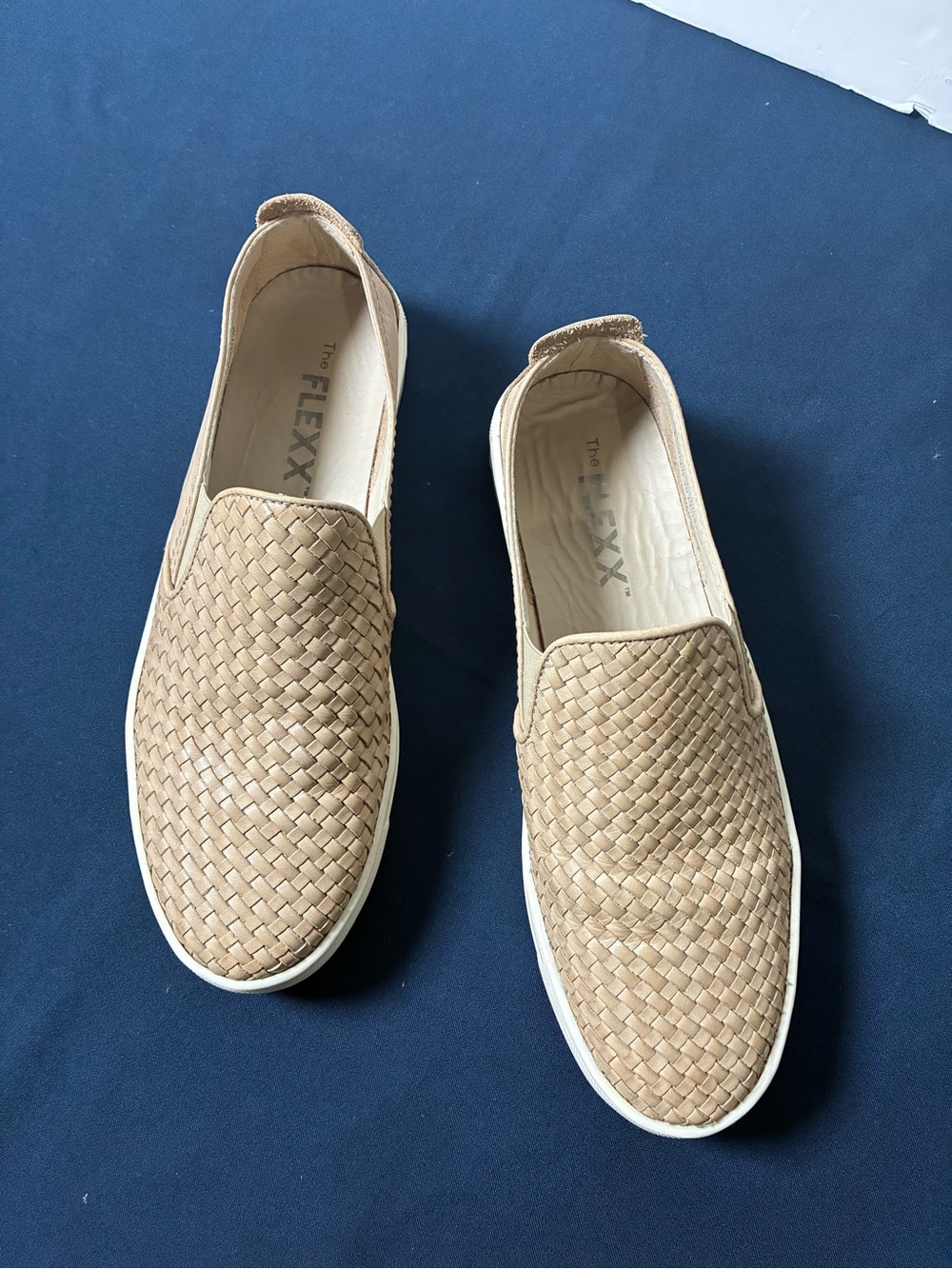 THE FLEXX Men’s Woven Slip-On Loafers in Tan with White Sole